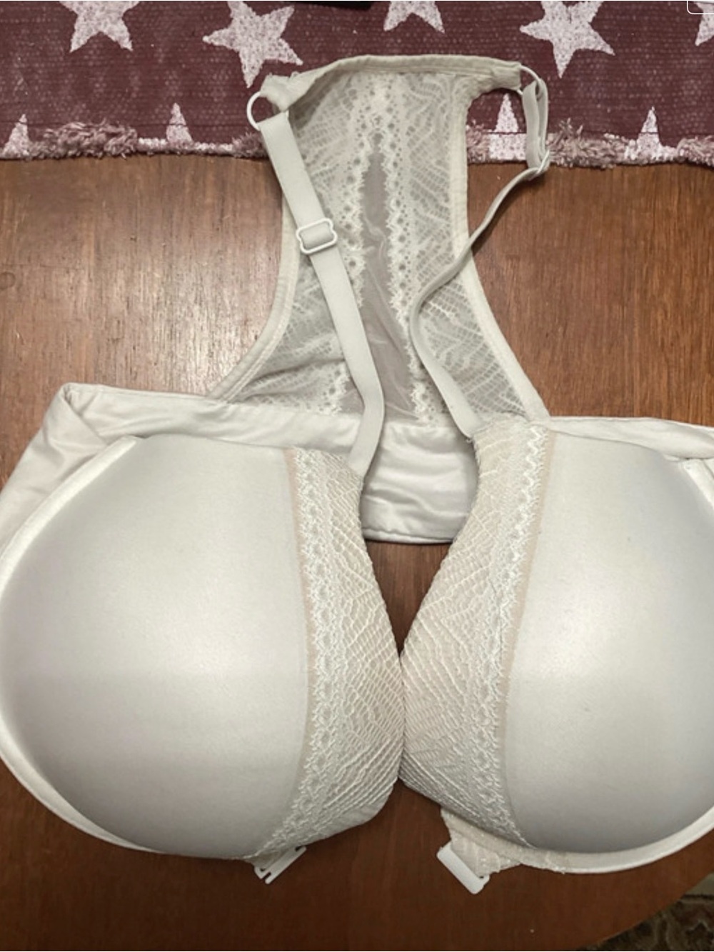 Victoria's Secret Cream Lace Racerback Push-Up Bra